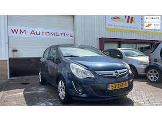 Opel Corsa 1.2-16V Design Edition
