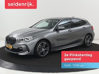 BMW 118i M Sport | Carplay | Sportstoelen | Camera | Half leder | Navigatie | Live Cockpit | Park Assist | Full LED | Climate control | Sfeerverlichting | Cruise control | Bluetooth