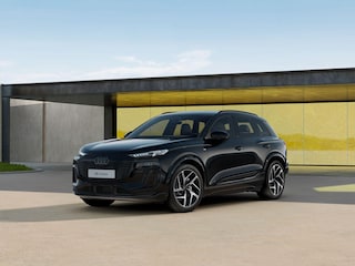 Audi Q6 e-tron S edition performance 100 kWh |Panorama dak |Trekhaak |360 camera | Memory seats | Sfeer verlichting |