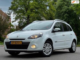 Renault Clio Estate 1.2 TCE Corporate|NAVI|PSENSOR|HALFLEDER|AIRCO|TREKHAAK|CRUISE|2XSLEUTELS|COMPLEET ONDERHOUDEN