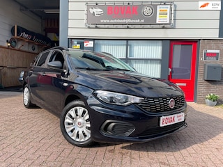 Fiat Tipo Stationwagon 1.4 T-Jet 16v Business Lusso Black