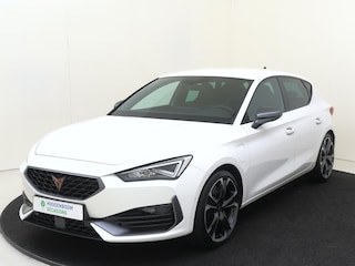 Cupra Leon 1.4 e-Hybrid VZ Performance | SoH 96% | Adaptieve demping | Parkeerassistent | Stoel- en stuurwielverwarming | Keyless | Dodehoek detectie | Navigatie | Adaptieve cruise control |