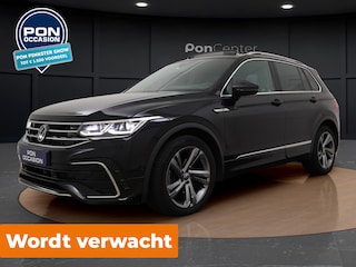 Volkswagen Tiguan 1.5 TSI R-Line | Pano Dak | Camera | ACC | Side Assist | Elek. Achterklep | Stuur-/Stoelverwarming | Matrix LED | Spiegelpakket | 19'' |