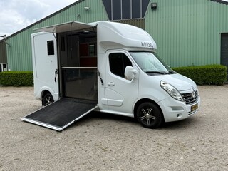 Renault Master Roelofsen Paardenwagen 2-Paards Automaat 170PK