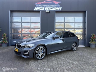 BMW 3-serie Touring 318i Business Edition M sport