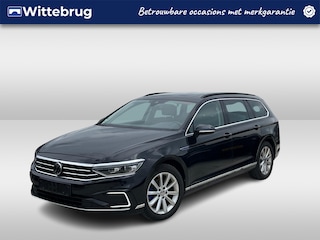 Volkswagen Passat Variant 1.4 TSI PHEV 218pk GTE DSG Automaat / Panorama schuifdak / LED Matrix IQ / 360 Camera / Wegkl trekhaak