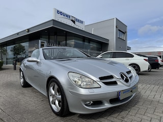 Mercedes-Benz SLK 350 AMG Aut leer. harman kardon, stoel verwarming , stoelen met geheugen, etc