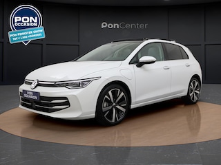 Volkswagen Golf 1.5 eHybrid Style | Pano Dak | Camera | ACC | Stuur-/Stoelverwarming | Spiegelpakket | Sportstoelen | Matrix LED |