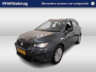 Seat Arona 1.0 TSI 95pk Style / Navigatie by APP / Parkeersensoren A / LM 16 inch / LED