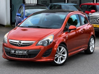 Opel Corsa 1.4-16V Cosmo 1ste Eigenaar | Pano | OPC Pakket | APK nieuw bij aflevering