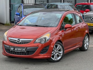Opel Corsa 1.4-16V Cosmo 1ste Eigenaar | Pano | OPC Pakket | APK nieuw bij aflevering