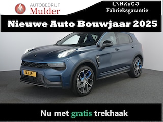 Lynk & Co 01 1.5 | Zwarte hemel | Trekhaak | ACC | 360 camera | Pano |
