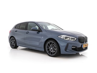 BMW 118i M-Sportpack Executive Edition (INCL-BTW) *M-SPORT-CUPSEATS | FULL-LED | DIGI-COCKPIT | HIFI-SOUND | CAMERA | NAVI-FULLMAP | AMBIENTLIGHT | PRIVACY-GLASS | ECC | CARBON-INLAY | PDC | CRUISE | 18''ALU*