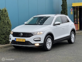 Volkswagen T-Roc 1.0 TSI Style CARPLAY | CRUISE | CLIMA | NAV | PDC | LMV | 38DKM