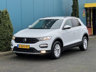 Volkswagen T-Roc 1.0 TSI Style CARPLAY | CRUISE | CLIMA | NAV | PDC | LMV | 38DKM