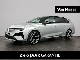 Opel Astra Sports Tourer 1.6 Turbo Plug In Hybrid Ultimate | NEW ASTRA NU IN DE SHOWROOM! | 360 Camera | Navigatie | AGR-Stoelen | PANO | Sensoren Voor&Achter | Suede Bekleding | Apple Carplay&Android Auto | 18'' | 2 + 6 jaar speciale garantie!