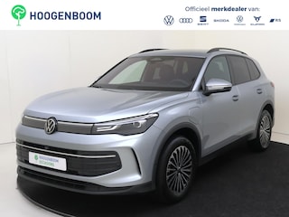 Volkswagen Tiguan 1.5 eHybrid Life Edition | SoH 97% | Trekhaak | 360 camera | Adaptieve demping | Parkeerassistent | Stoelverwarming voor en achter | Dodehoek detectie | Navigatie |