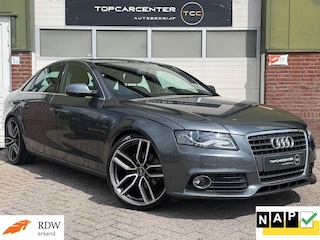 Audi A4 Limousine 1.8 TFSI S edition/AUT/PARKS/TREKH/APK/NAP