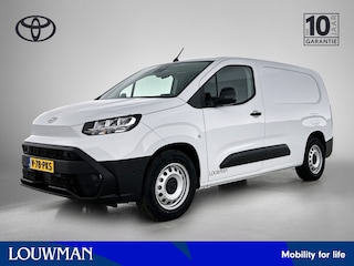 Toyota Proace City 10th Anniversary Long 50 kWh | Trekhaak | Laadruimte Afwerking | Luxe uitvoering |