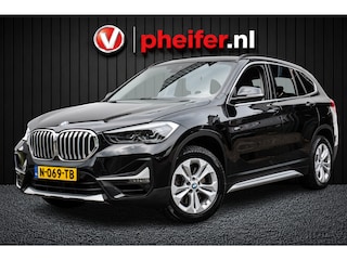 BMW X1 sDrive20i Business Edition Plus Leer/ Stoelverwarming/ Head up/ Full led/ Dab/ Cruise control/ Elektr. achterklep/ Navigatie