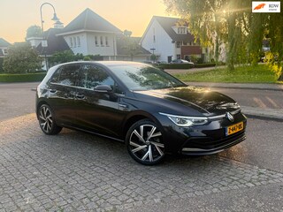 Volkswagen Golf Hatchback 1.5 eTSI Style/HK/IQ/Keyless/Blis/Memory/34Dkm
