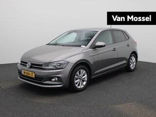 Volkswagen Polo 1.0 TSI Highline 95 PK| Dealeronderhouden | Navigatie | Climatronic | stoelverwarming | Parkeersensoren | 15 Inch Velgen | Privacy Glas | Adaptive Cruise Control