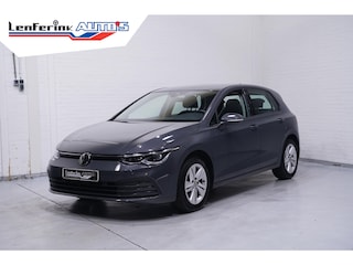 Volkswagen Golf 1.0 eTSI Life Business Carplay Achteruitrijcamera ACC Navi Massagestoel 1e Eigenaar NAP
