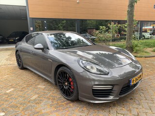 Porsche Panamera 4.8 TURBO 519PK PDK