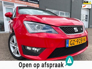 Seat Ibiza SC 1.0 EcoTSI FR met deukje in de motorkap en parkeersensoren en navigatie en bluetooth telefoon