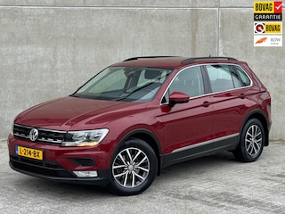 Volkswagen Tiguan 1.4 TSI 150PK 2016 Rood TREKHAAK|NAP|APK
