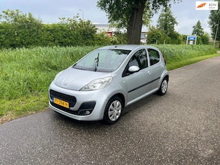 Peugeot 107 1.0 Première 1e Eigenaar Airco Toerenteller 4 deurs Elk Ramen