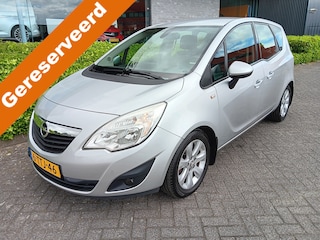 Opel Meriva 1.4 12PK Turbo Berlin+, NL auto, 1e eig., Airco, PDC voor & achter, 16" LMV etc. incl. 12 MND BOVAGGARANTIE