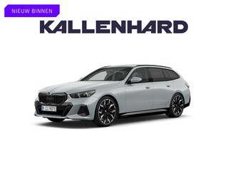 BMW 5-serie Touring 530e M-Sport Pro - Pano - Trekhaak - ACC - Head-up - Harman Kardon