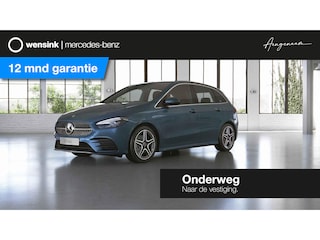 Mercedes-Benz B-klasse 180 Launch Edition | AMG | Trekhaak | Duo-tone bekleding | Achteruitrijcamera |