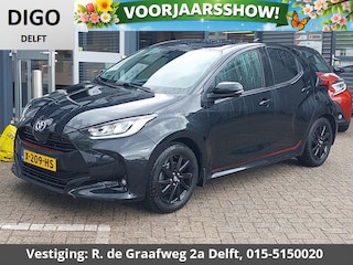 Toyota Yaris 1.5 Hybrid Black Edition | Apple Carplay & AndroidAUTO | Camera | Privacy Glass |