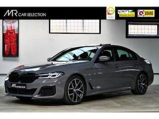 BMW 530i High Executive | M-Sport | 19 inch | Schuifdak | Keyless | Adapt. Cruise | NL auto | BTW |