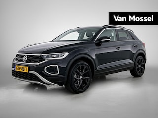 Volkswagen T-Roc 1.5 TSI Oranje Edition | Automaat | Trekhaak | Climate Control | Navigatie | Cruise Controle adaptief | Getinte Ramen |