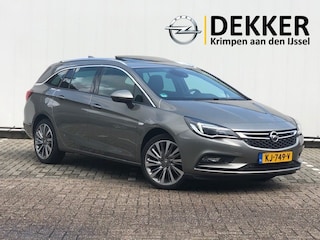 Opel Astra Sports Tourer 1.4 Turbo Innovation met Schuifdak, Navi/Camera, 18inch, AFN. Trekhaak