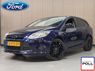 Ford Focus 100pk Trend Black Edition Apple Car Play Cruise 18" LM velgen Privacy Glass Wagon Dealeronderhouden
