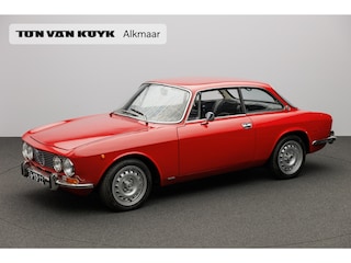 Alfa Romeo GTV 2000 Bertone 105