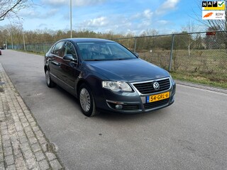 Volkswagen Passat 1.8 TFSI Comfortline [ Eerste Eigenaar Volledig Dealer Onderhouden ]