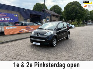 Peugeot 107 1.0-12V XS NIEUWE APK!