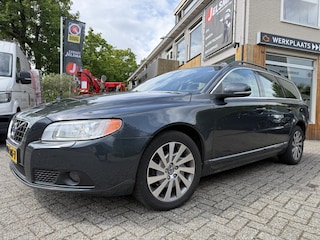 Volvo V70 1.6 T4 Limited Edition 180pk, Professional- & Winter line
