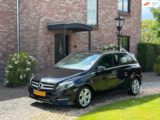 Mercedes-Benz B-klasse 180 Prestige Automaat Navi Led PDC