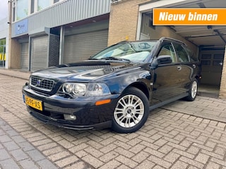 Volvo V40 2.0 T Europa Nordic CLIMA LEER PDC TREKHAAK NAP APK