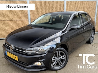 Volkswagen Polo 1.0 TSI Comfortline Parkeersensoren voor en achter | Navigatiesysteem | Apple CarPlay | Cruise control adaptief | Airconditioning | DAB radio ontvangst | Isofix | Metallic lak