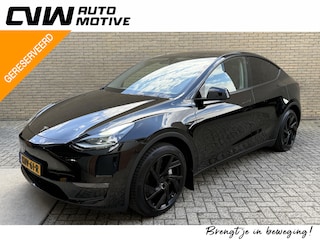 Tesla Model Y Long Range 75 kWh AWD | Lederen bekleding | Trekhaak afneembaar | Autopilot | Panoramadak | Camera | Memory | Elektrische achterklep | Stoel&stuurverwarming | Full-LED | DAB | Keyless | Dodehoekdetectie | Navigatie | 19 inch velgen