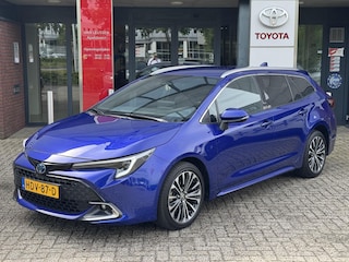 Toyota Corolla Touring Sports Hybrid 140 DYNAMIC NL-AUTO STOELVERW NAVI PARK-SENSOREN 17'' LM-VELGEN CAMERA AD-CRUISE APPLE/ANDROID LED PRIVACY GLASS CLIMA