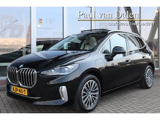 BMW 2-serie Tourer (u06) 225e XDRIVE 245PK LUXURY LINE PREMIUM Panodak | Navi | Leer | Camera | Live Cockpit |