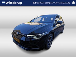 Volkswagen Golf 1.4 eHybrid Style / AUTOMAAT/ NAVI/ CRUISE/ STOELVERWARMING/ CLIMATE/ PARK. SENSOREN/ LED/ 16" LMV